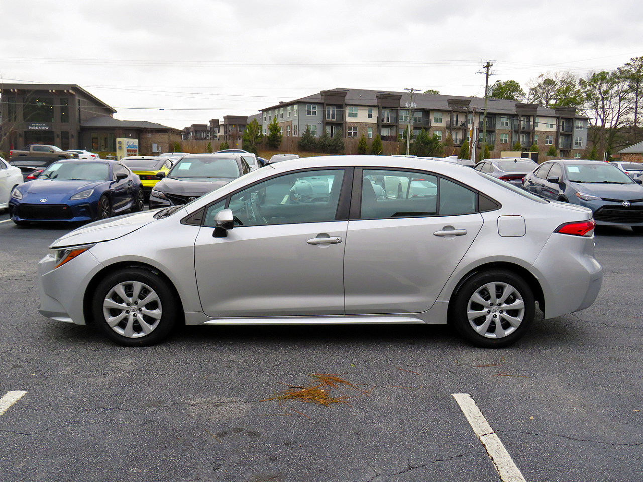 Toyota Corolla LE CVT (Natl) 2021