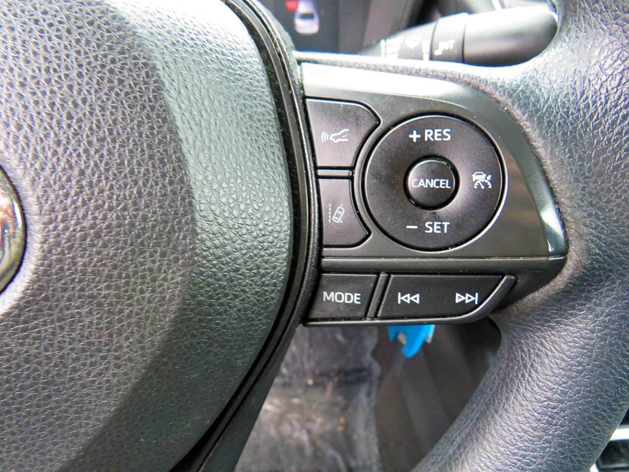 Toyota Corolla LE CVT (Natl) 2021