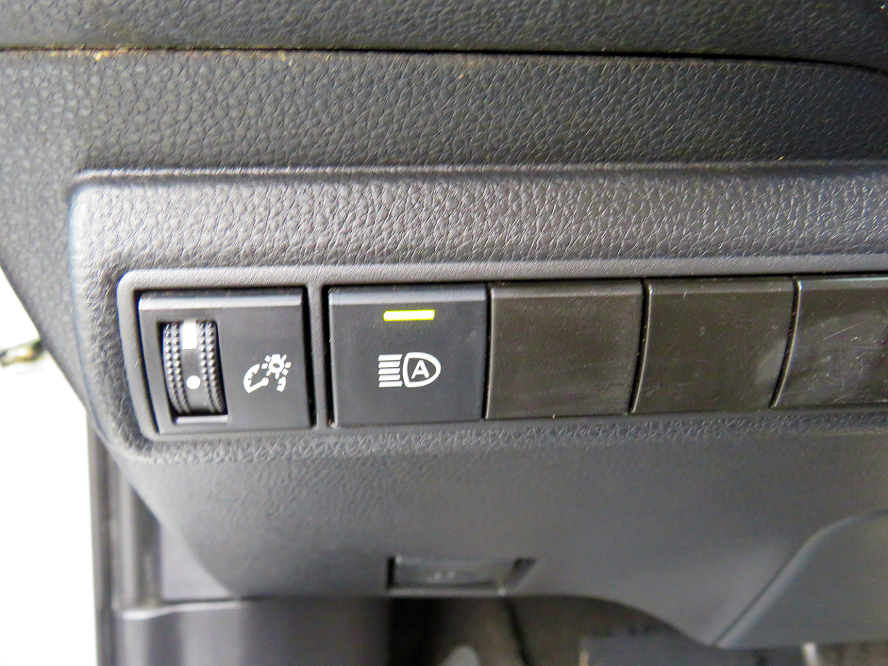 Toyota Corolla LE CVT (Natl) 2021