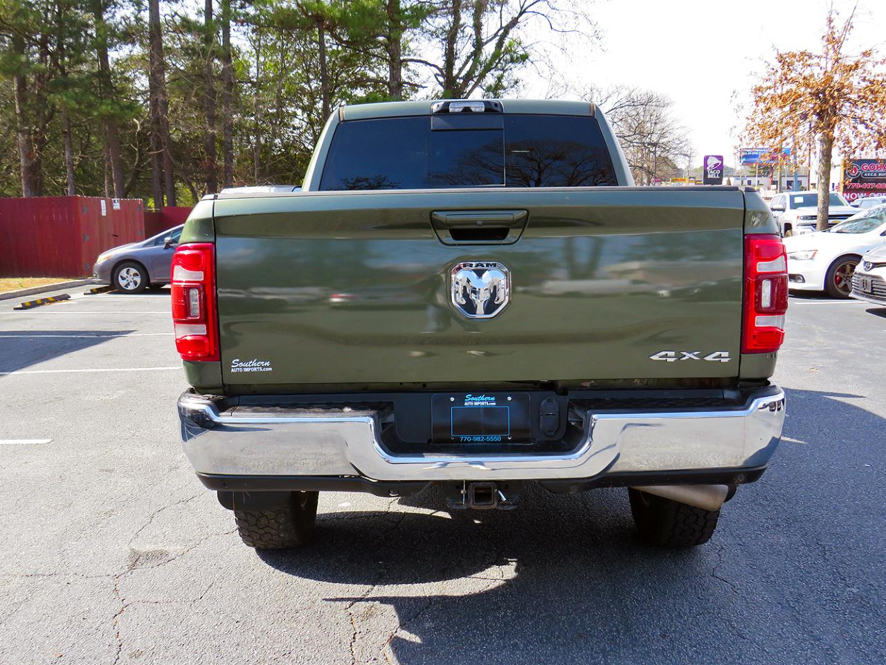 RAM 2500 Big Horn 4x4 Mega Cab 6'4" Box 2021