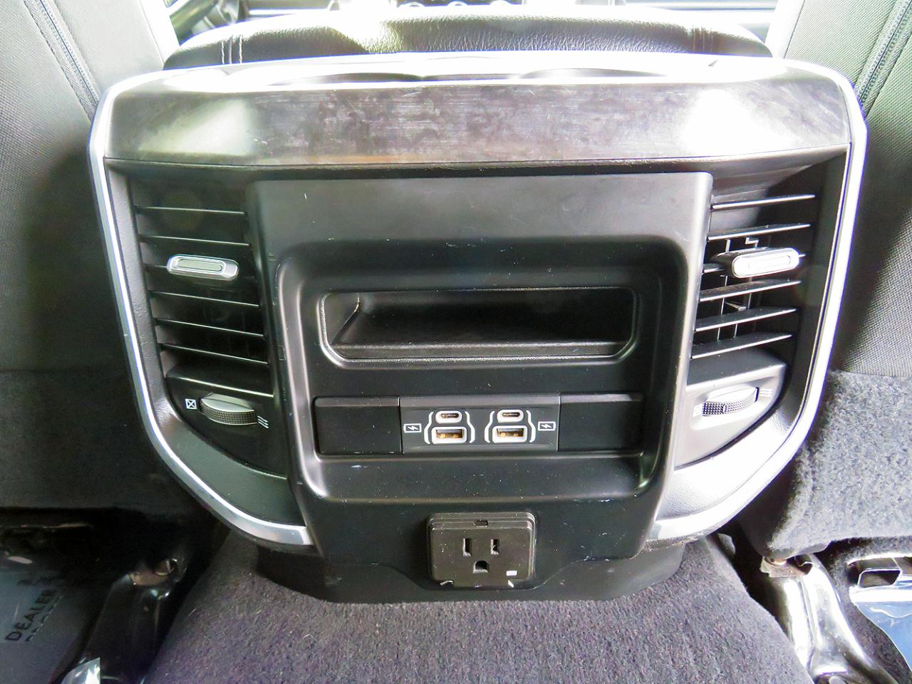 RAM 2500 Big Horn 4x4 Mega Cab 6'4" Box 2021