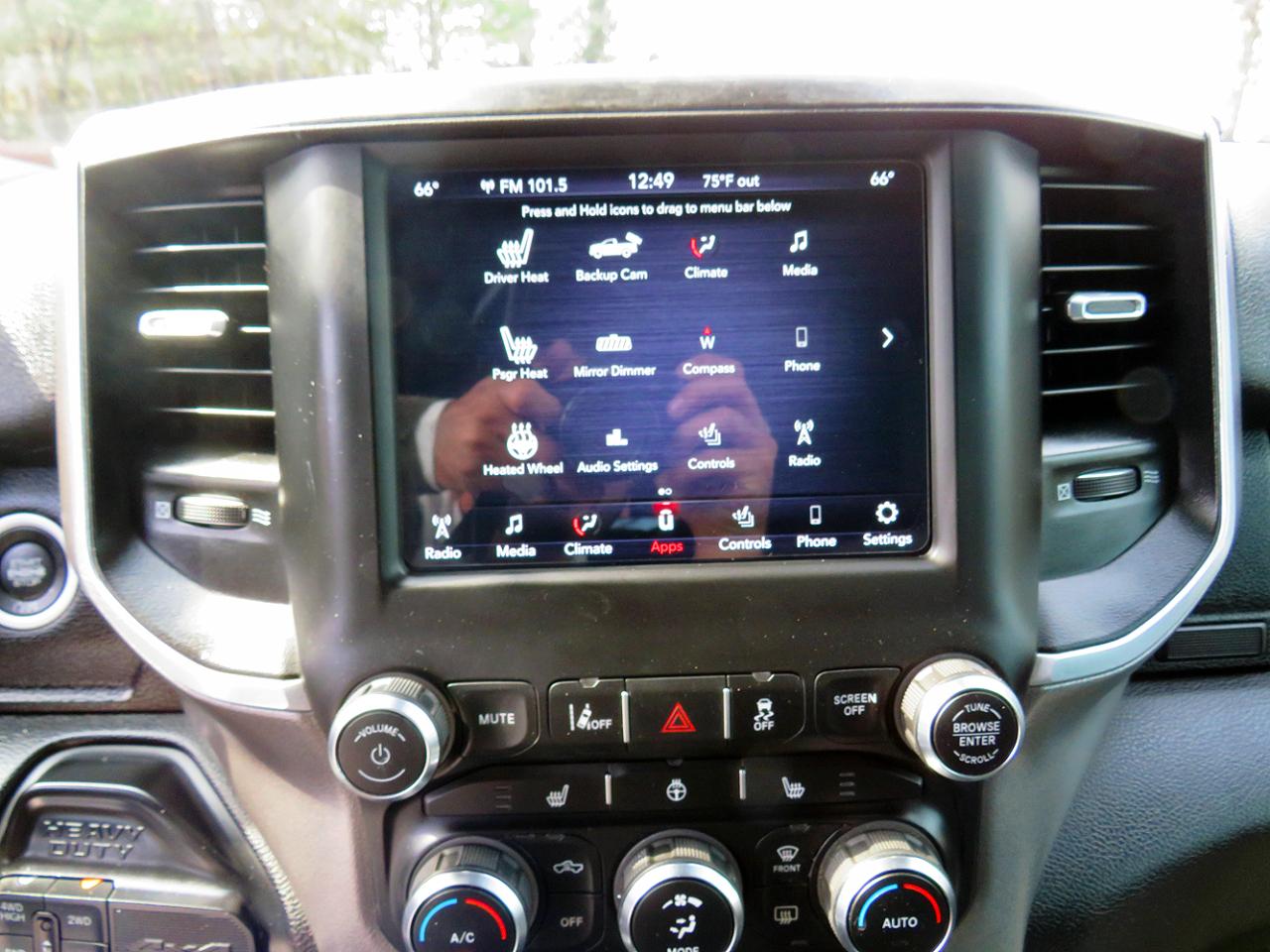 RAM 2500 Big Horn 4x4 Mega Cab 6'4" Box 2021