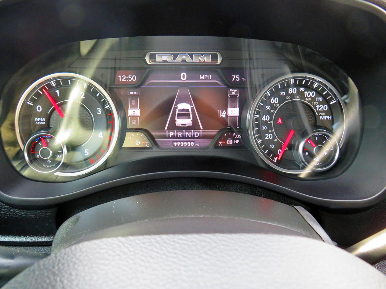 RAM 2500 Big Horn 4x4 Mega Cab 6'4" Box 2021