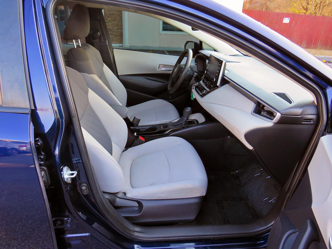 Toyota Corolla LE CVT (Natl) 2021