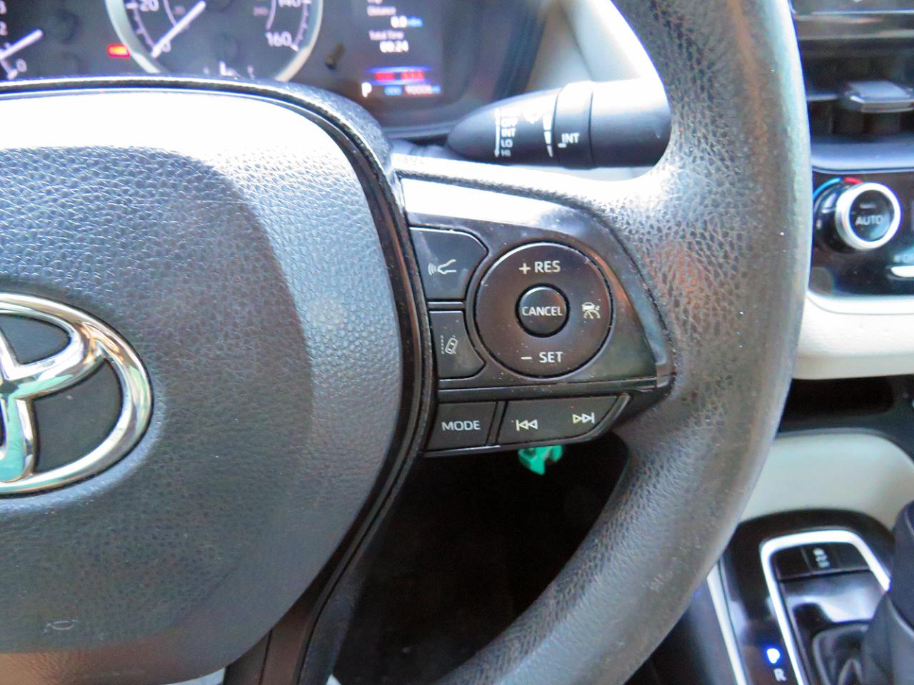 Toyota Corolla LE CVT (Natl) 2021