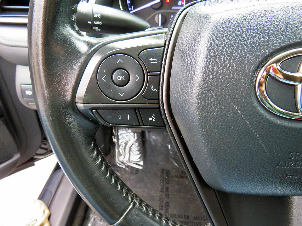 Toyota Camry SE Auto (Natl) 2021