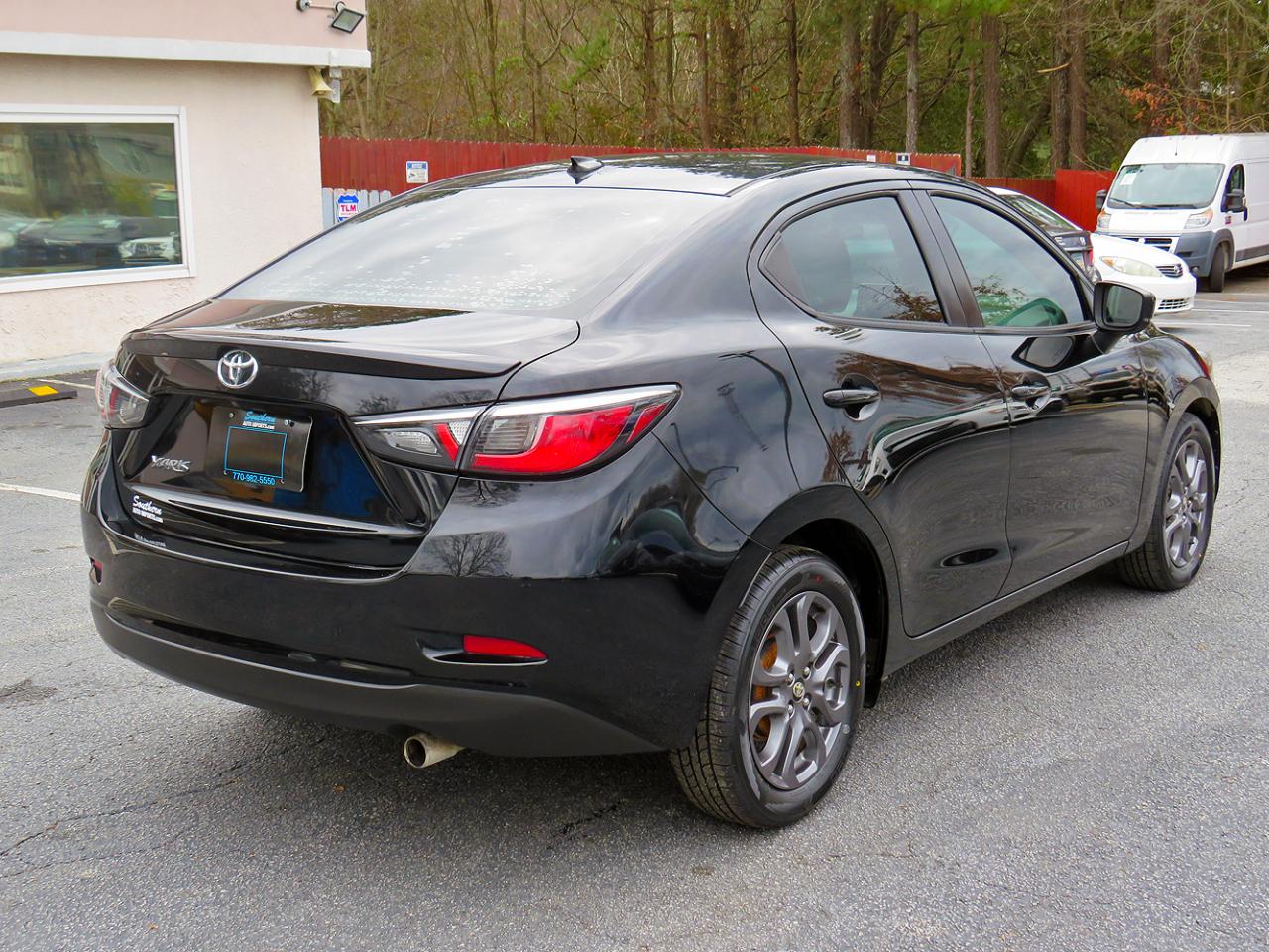 Toyota Yaris Sedan LE Auto (Natl) 2019