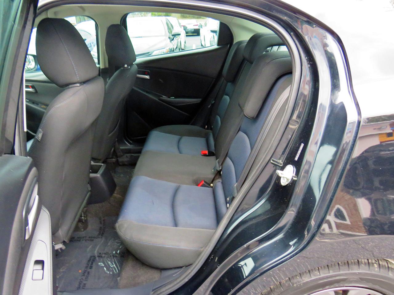 Toyota Yaris Sedan LE Auto (Natl) 2019