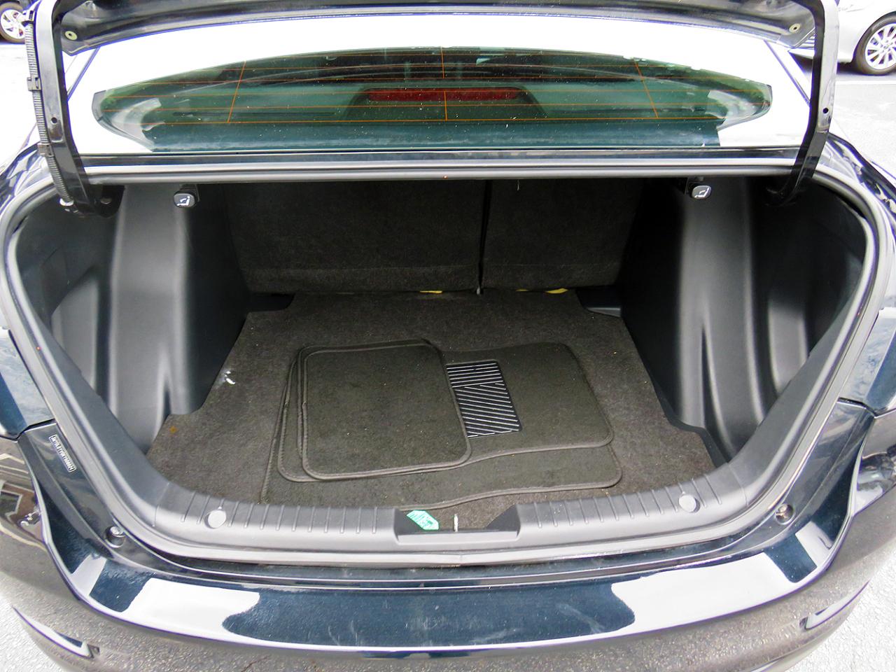 Toyota Yaris Sedan LE Auto (Natl) 2019