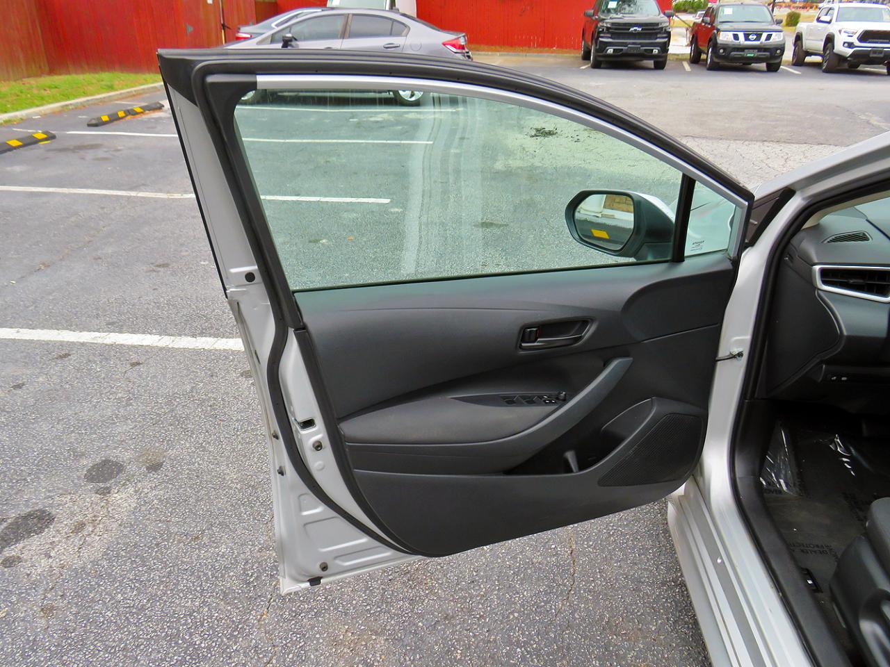 Toyota Corolla LE CVT (Natl) 2023