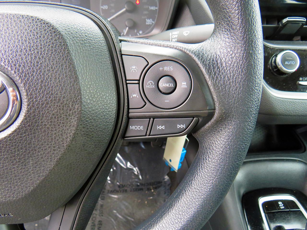 Toyota Corolla LE CVT (Natl) 2023