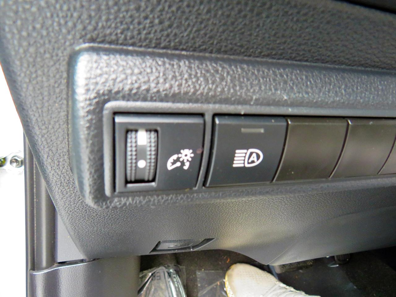 Toyota Corolla LE CVT (Natl) 2023