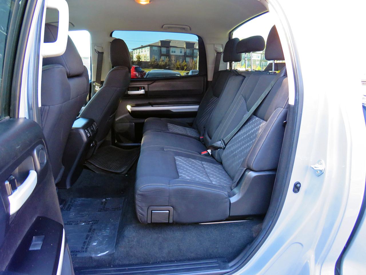 Toyota Tundra 4WD SR5 CrewMax 5.5' Bed 5.7L (Natl) 2021