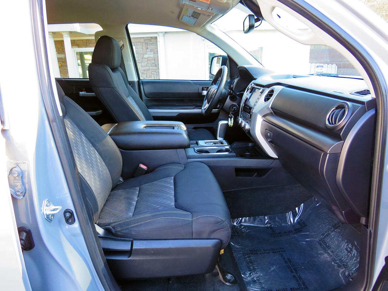 Toyota Tundra 4WD SR5 CrewMax 5.5' Bed 5.7L (Natl) 2021