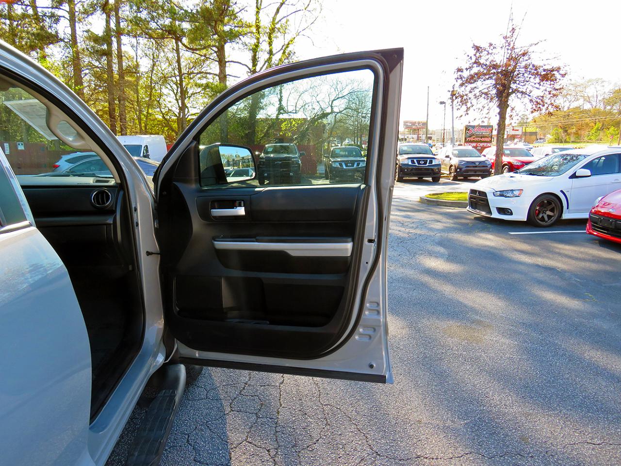 Toyota Tundra 4WD SR5 CrewMax 5.5' Bed 5.7L (Natl) 2021