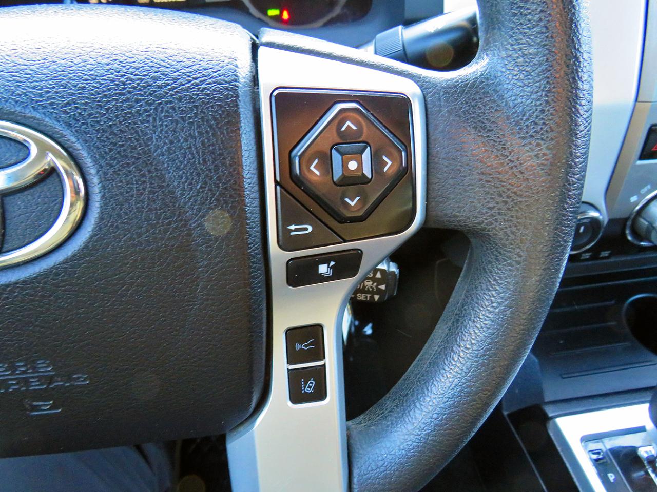 Toyota Tundra 4WD SR5 CrewMax 5.5' Bed 5.7L (Natl) 2021