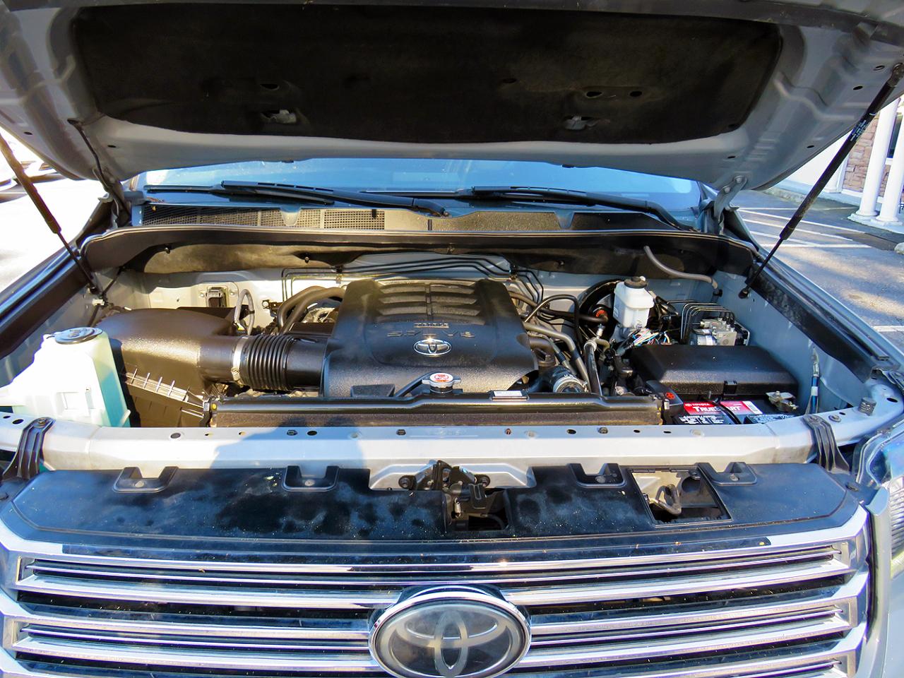 Toyota Tundra 4WD SR5 CrewMax 5.5' Bed 5.7L (Natl) 2021