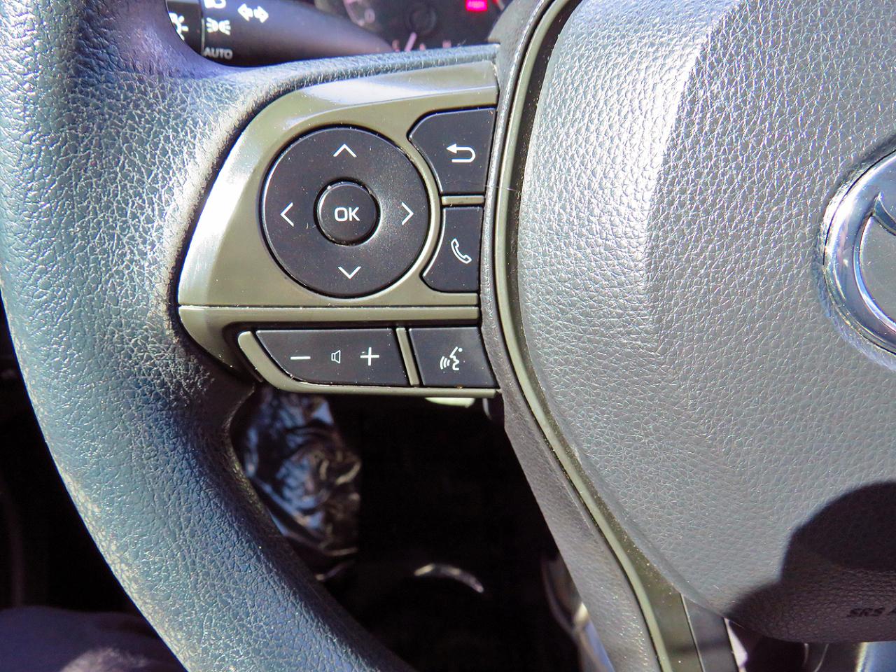 Toyota Corolla LE CVT (Natl) 2021