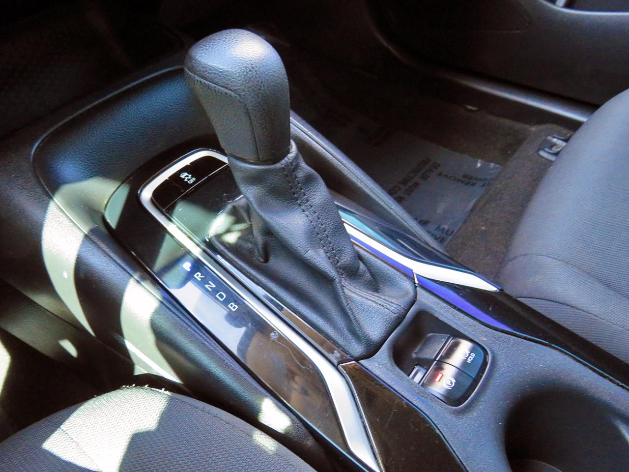 Toyota Corolla LE CVT (Natl) 2021