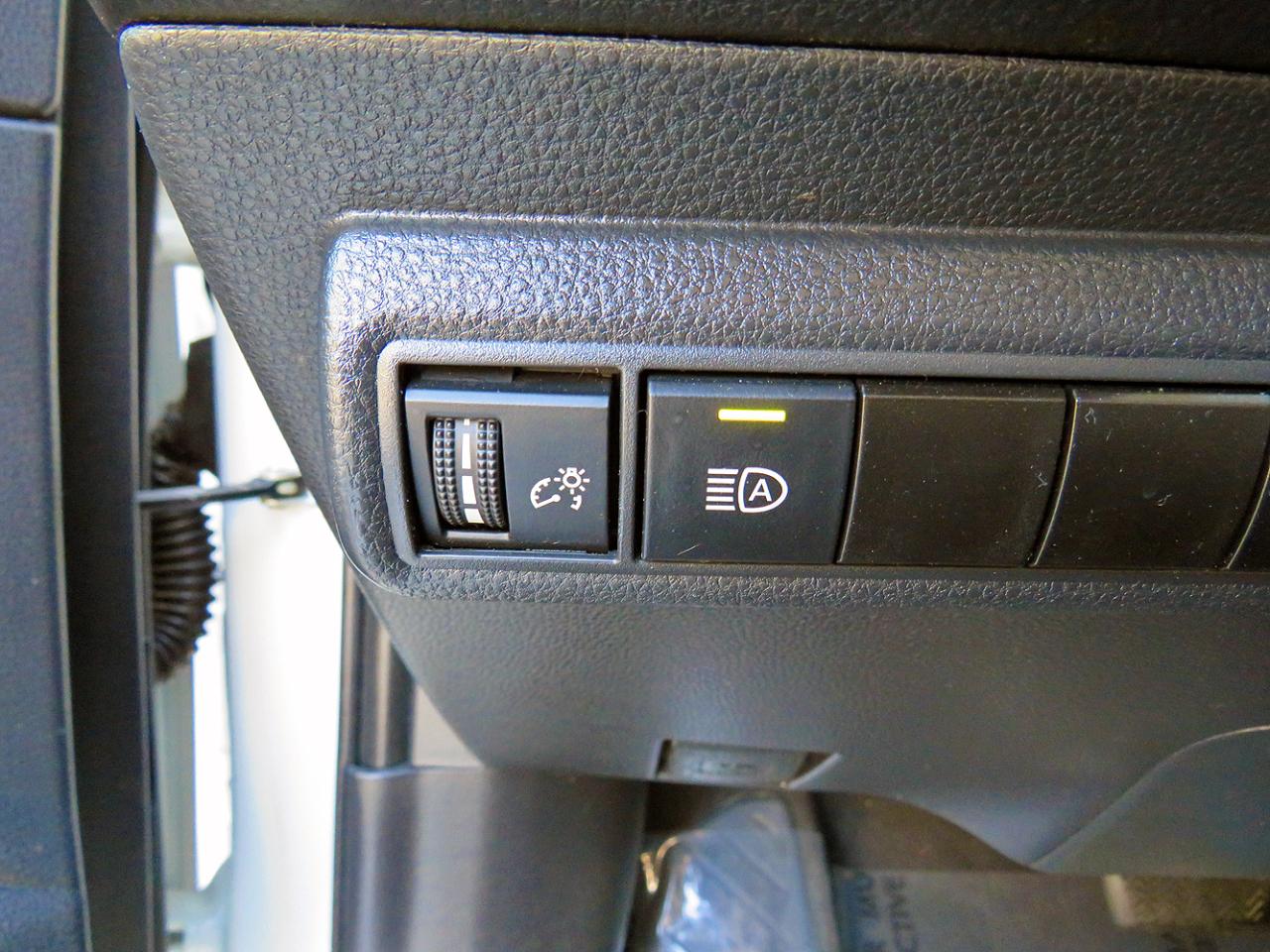 Toyota Corolla LE CVT (Natl) 2021