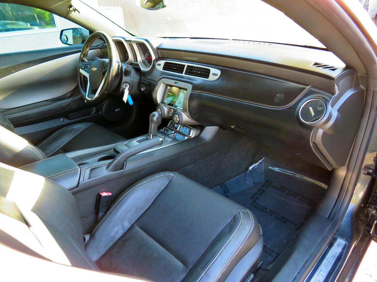 Chevrolet Camaro 2dr Cpe SS w/2SS 2015