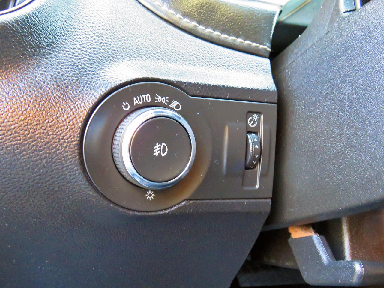 Chevrolet Camaro 2dr Cpe SS w/2SS 2015