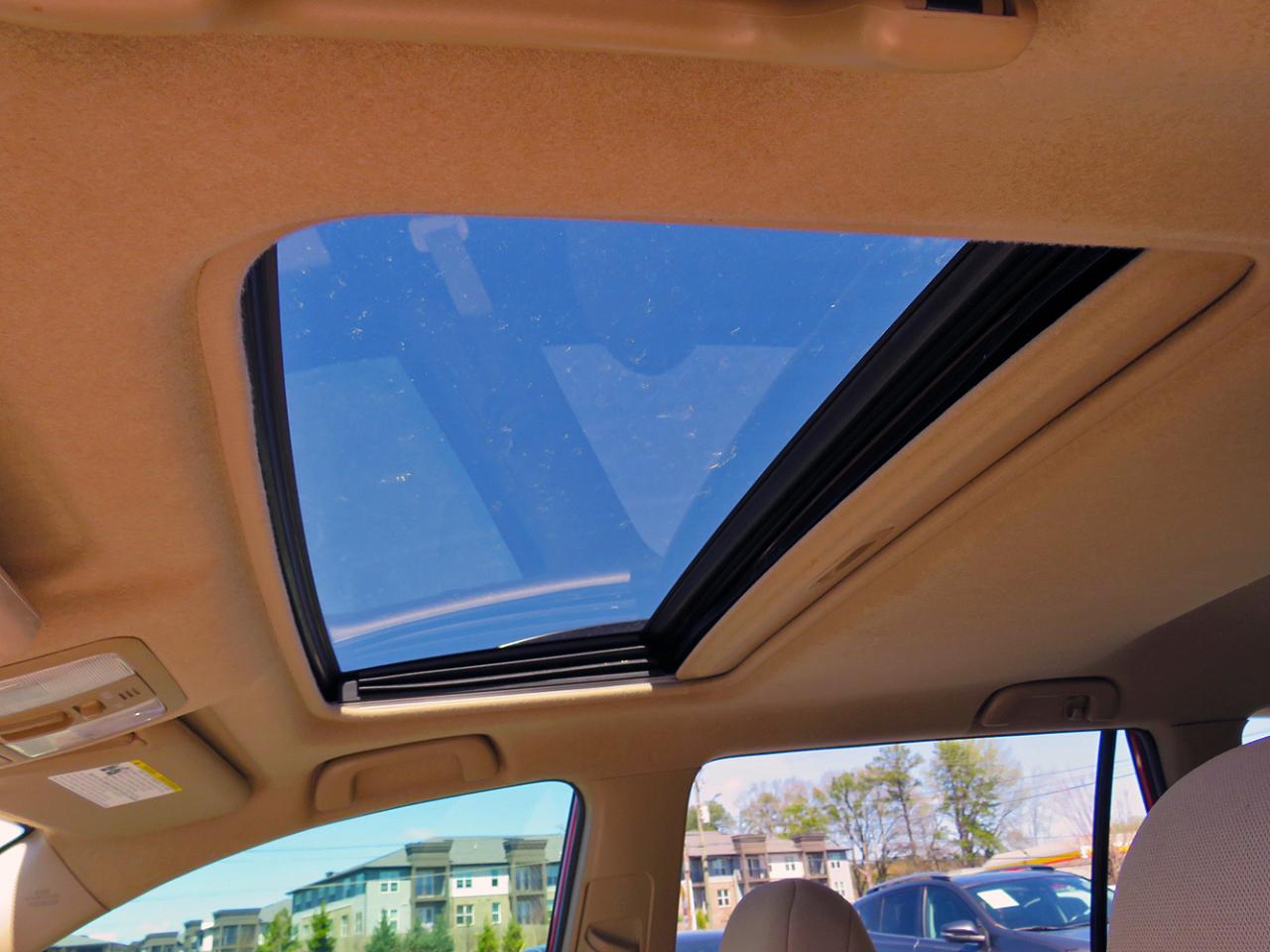 Toyota RAV4 4WD 4dr 4-cyl 4-Spd AT (Natl) 2011