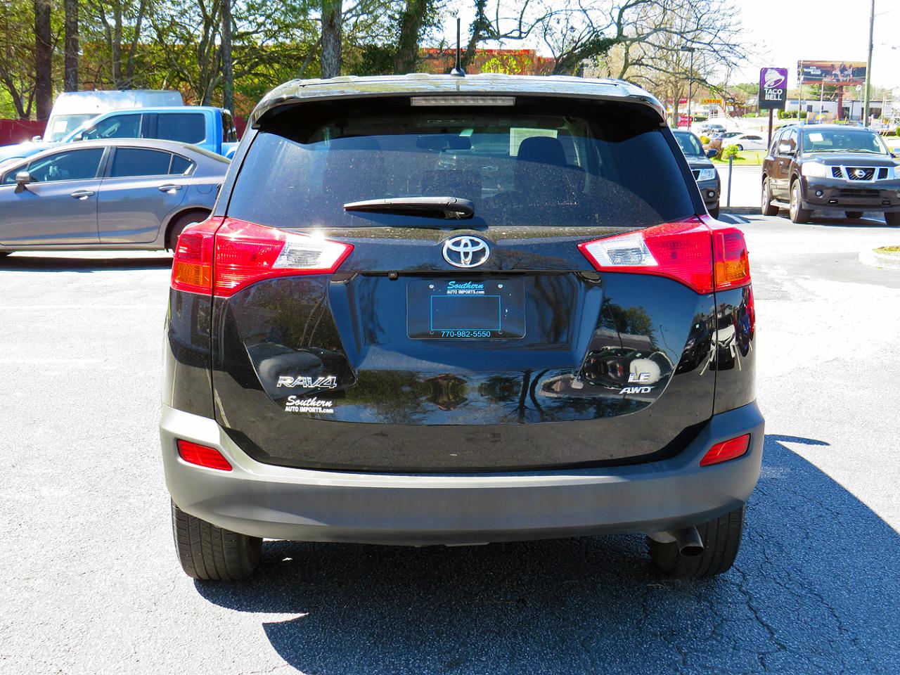 Toyota RAV4 AWD 4dr LE (Natl) 2015