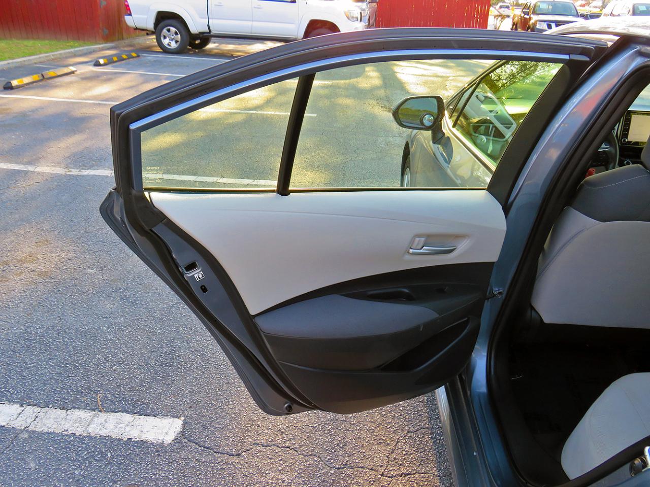 Toyota Corolla LE CVT (Natl) 2021