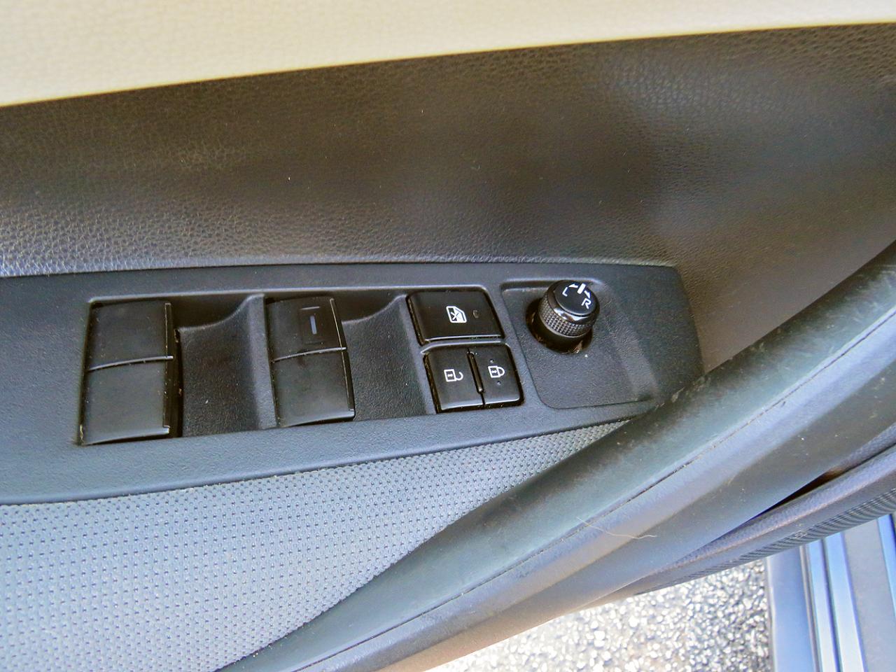 Toyota Corolla LE CVT (Natl) 2021