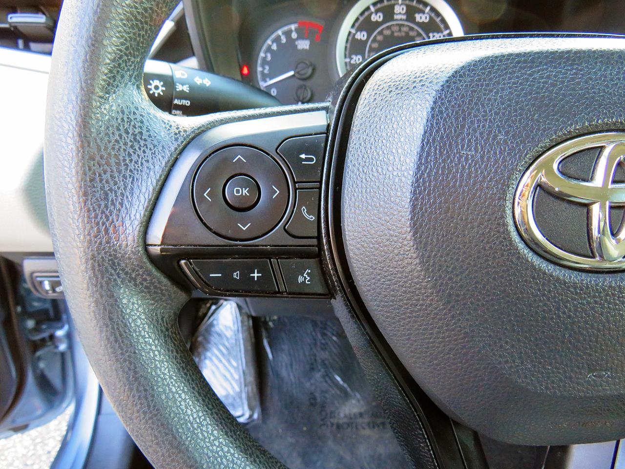 Toyota Corolla LE CVT (Natl) 2021