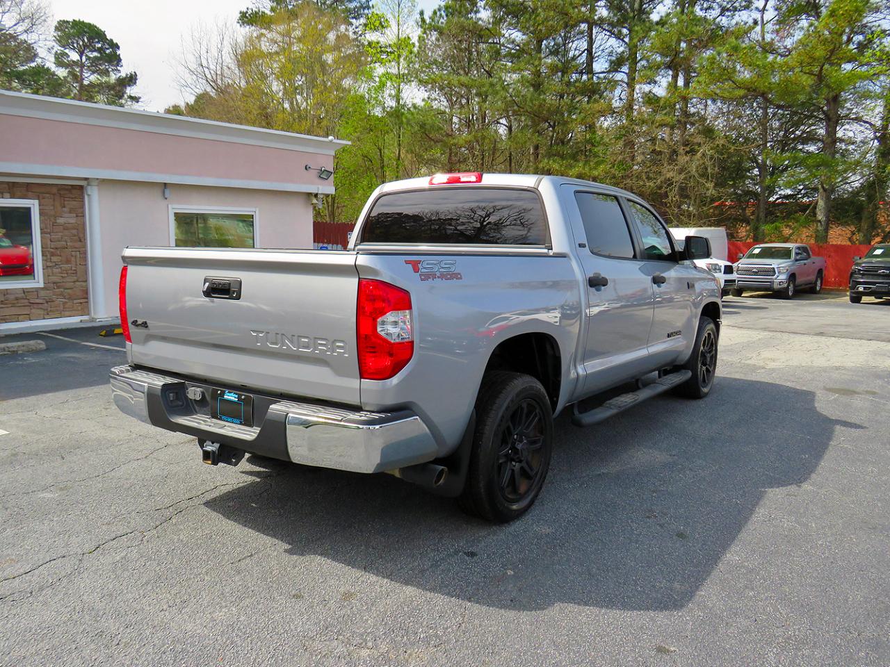 Toyota Tundra 4WD SR5 CrewMax 5.5' Bed 5.7L FFV (Natl) 2019