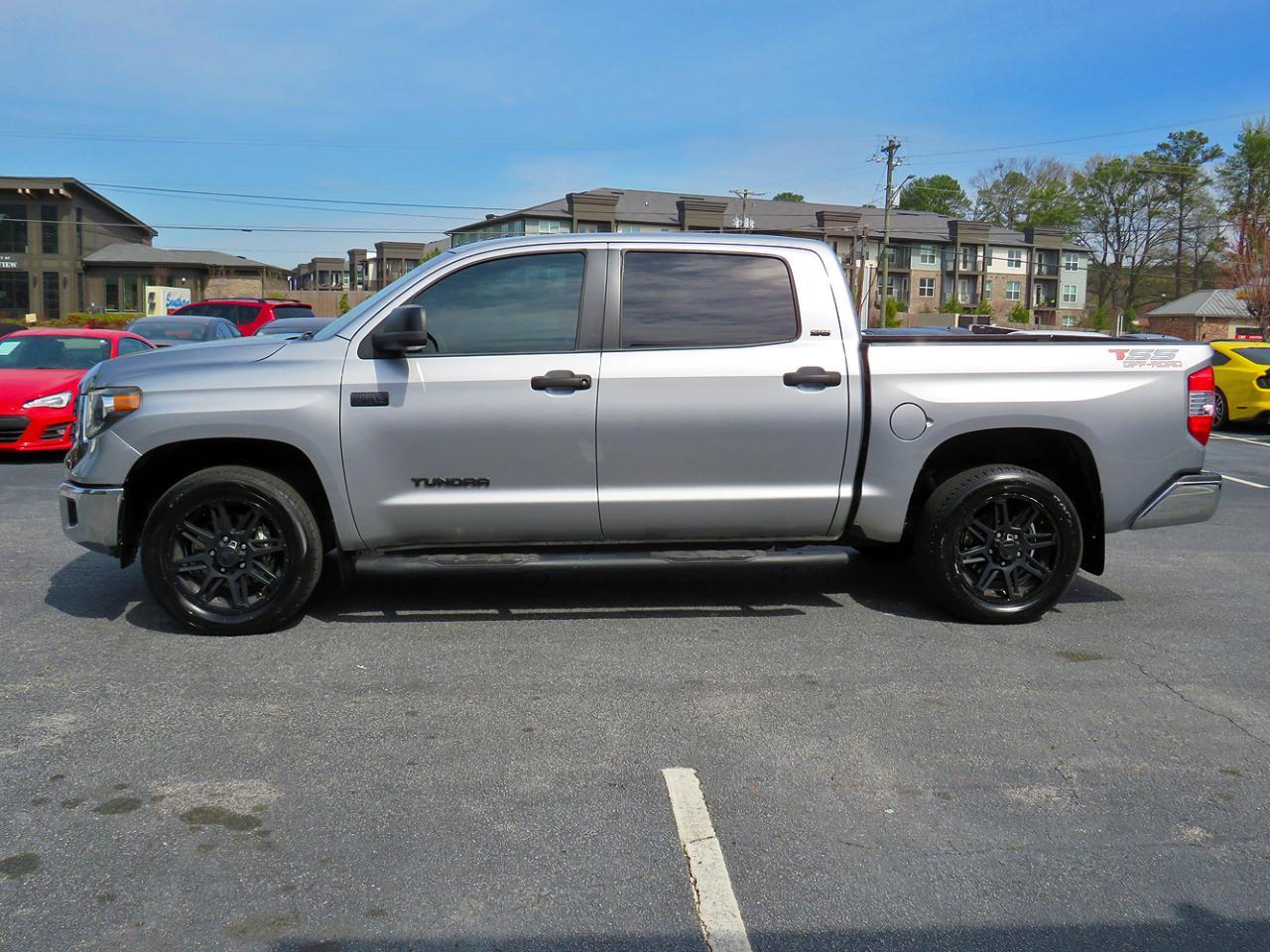 Toyota Tundra 4WD SR5 CrewMax 5.5' Bed 5.7L FFV (Natl) 2019