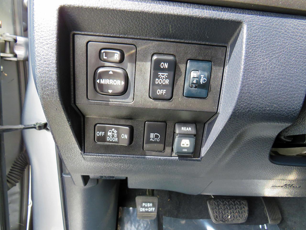 Toyota Tundra 4WD SR5 CrewMax 5.5' Bed 5.7L FFV (Natl) 2019