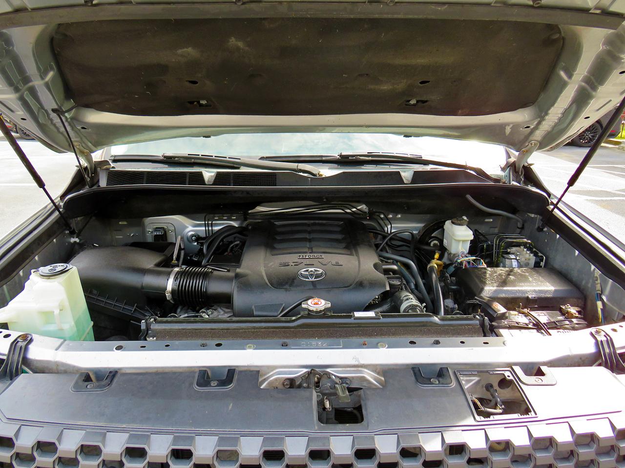 Toyota Tundra 4WD SR5 CrewMax 5.5' Bed 5.7L FFV (Natl) 2019