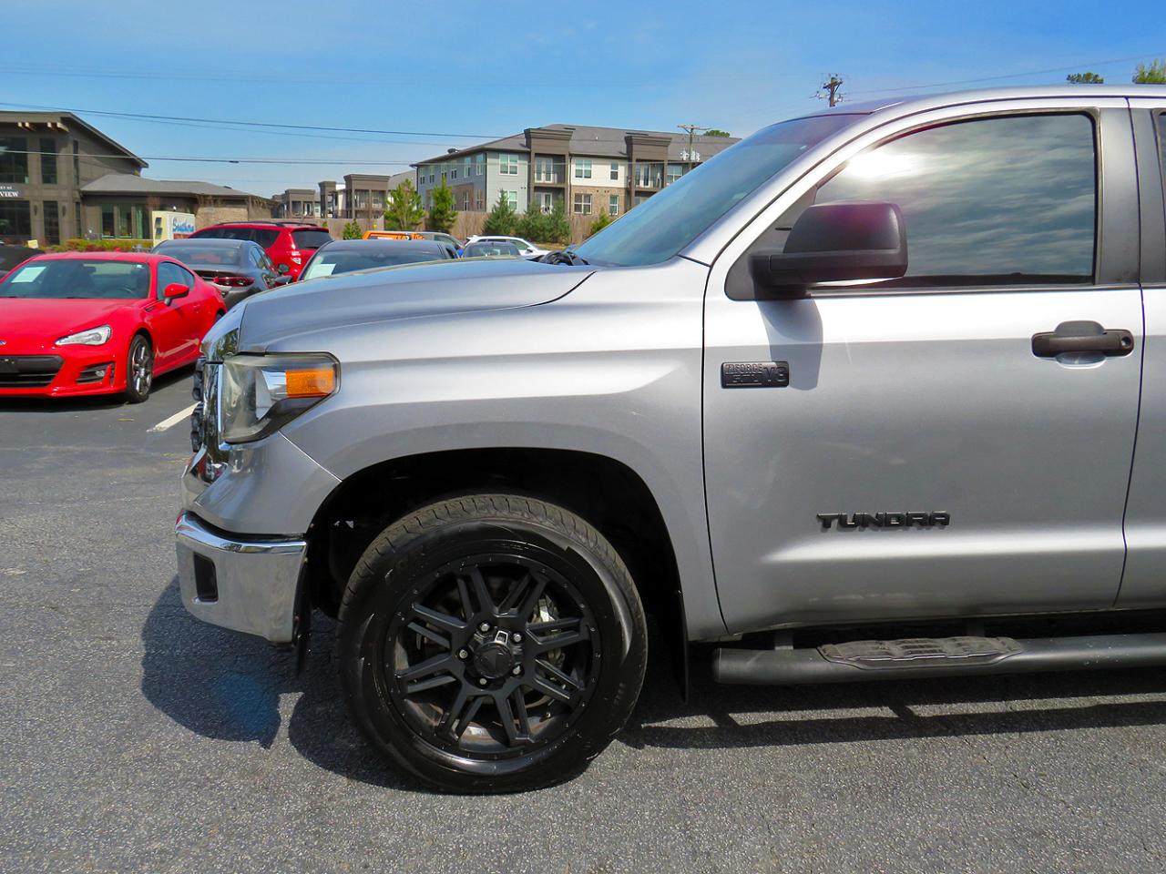 Toyota Tundra 4WD SR5 CrewMax 5.5' Bed 5.7L FFV (Natl) 2019