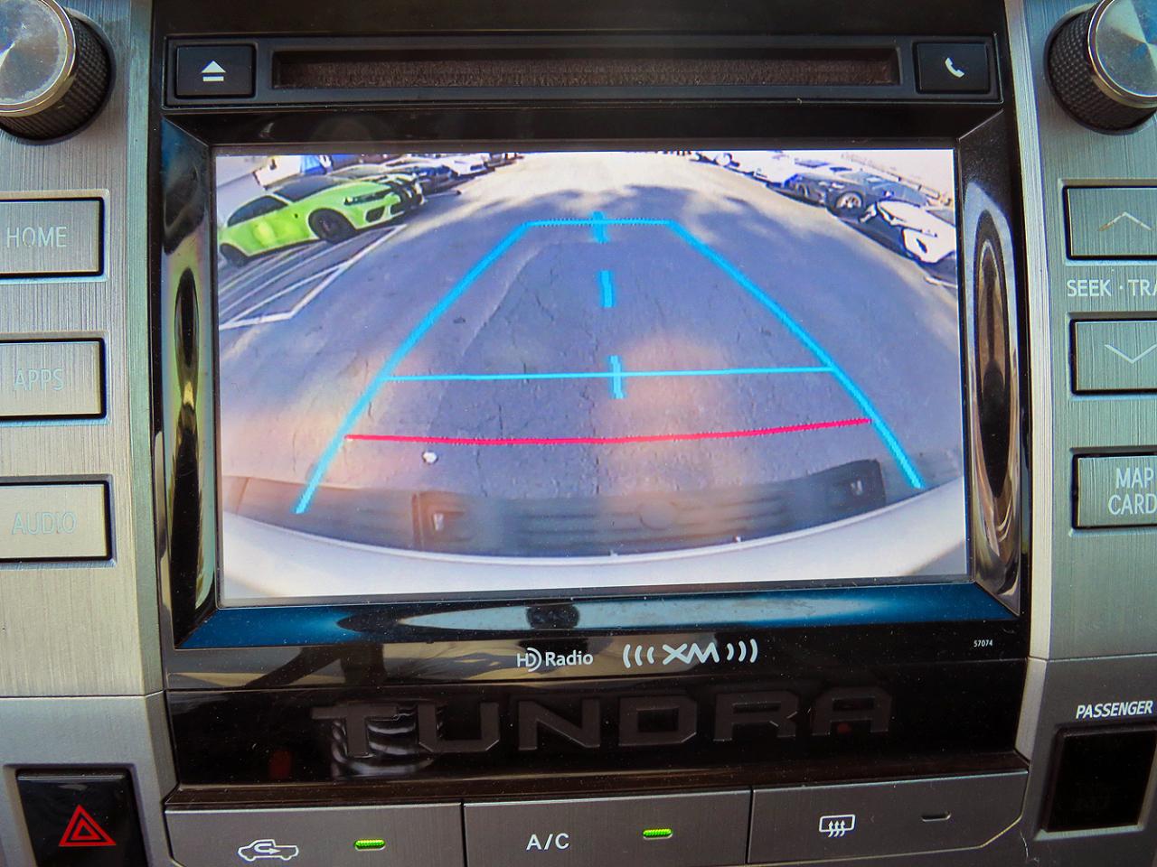 Toyota Tundra 4WD Truck CrewMax 5.7L FFV V8 6-Spd AT SR5 (Natl) 2014