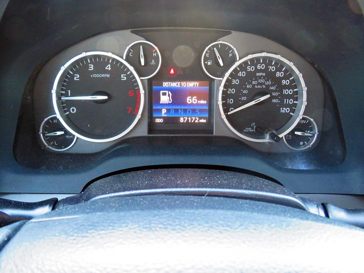 Toyota Tundra 4WD Truck CrewMax 5.7L FFV V8 6-Spd AT SR5 (Natl) 2014