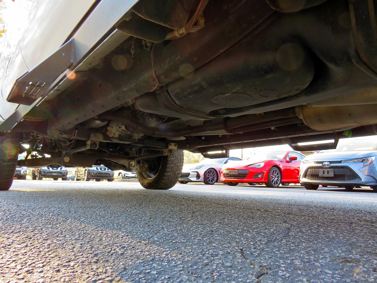 Toyota Tundra 4WD Truck CrewMax 5.7L FFV V8 6-Spd AT SR5 (Natl) 2014