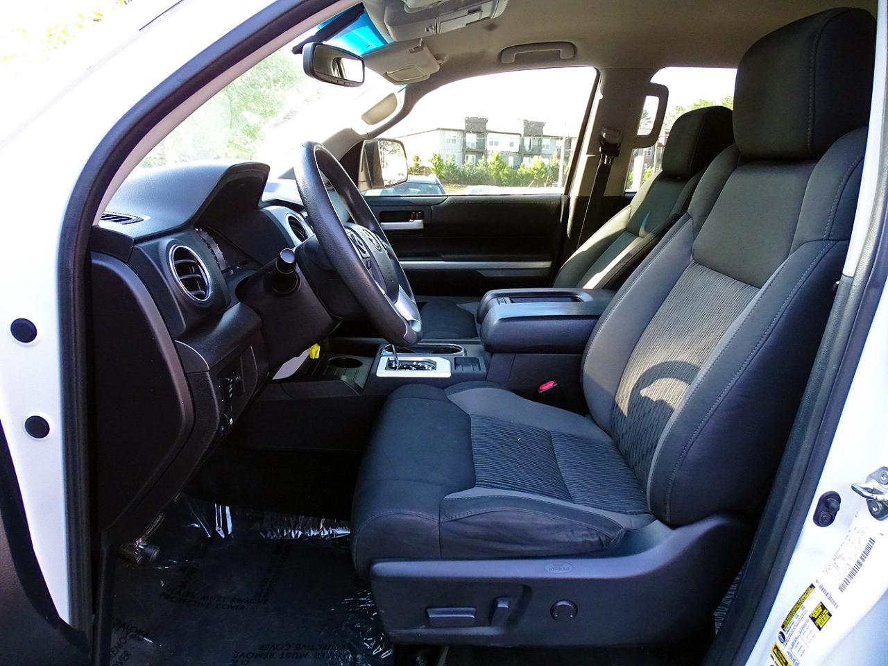 Toyota Tundra 4WD Truck CrewMax 5.7L FFV V8 6-Spd AT SR5 (Natl) 2014