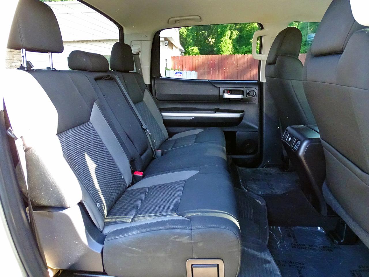 Toyota Tundra 4WD Truck CrewMax 5.7L FFV V8 6-Spd AT SR5 (Natl) 2014