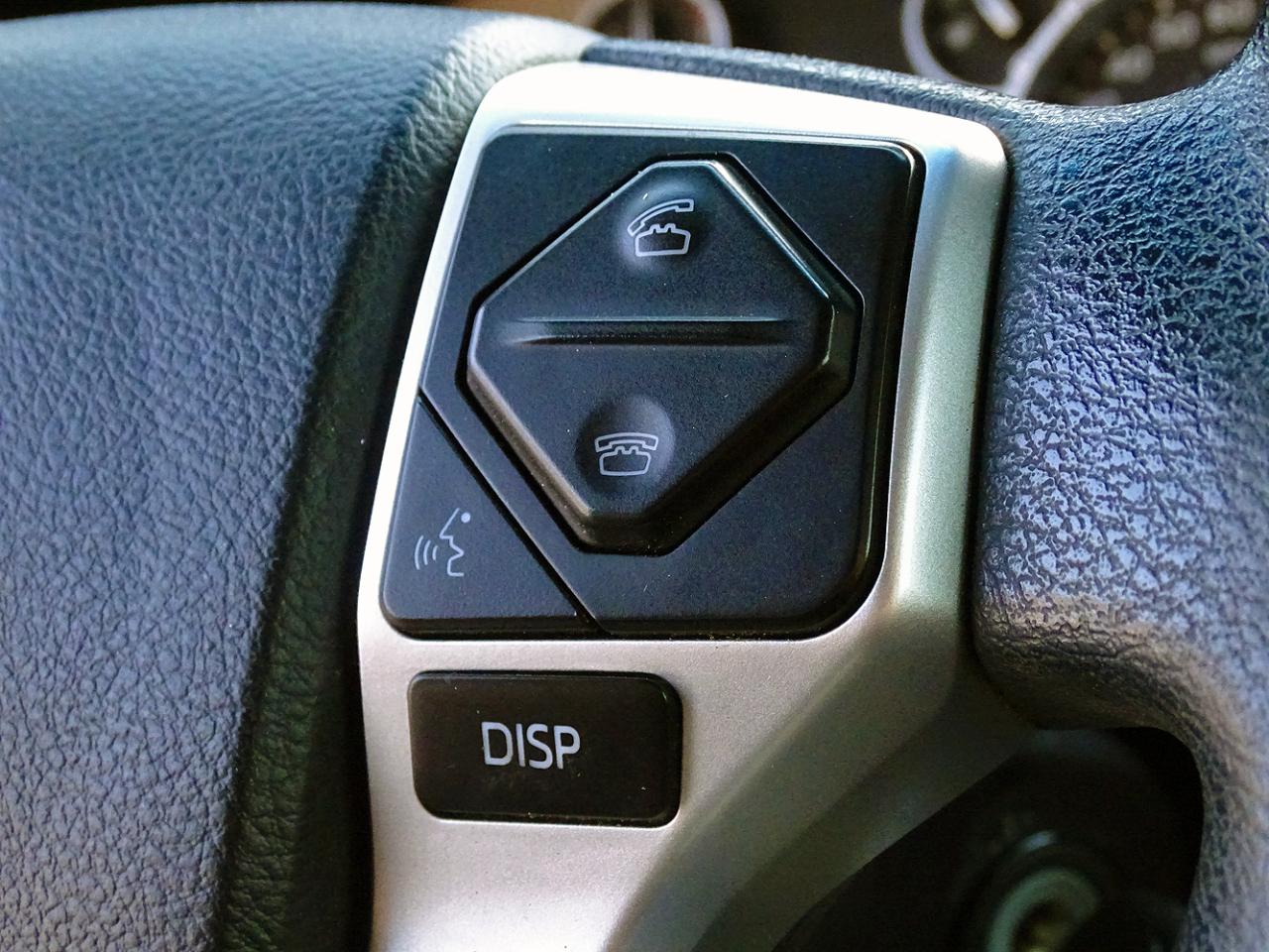Toyota Tundra 4WD Truck CrewMax 5.7L FFV V8 6-Spd AT SR5 (Natl) 2014