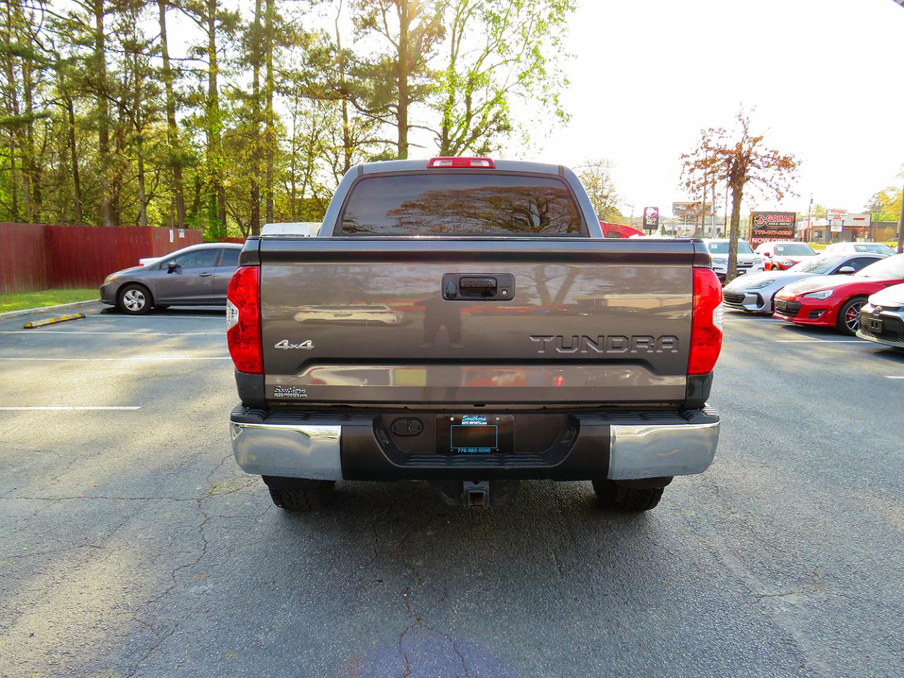 Toyota Tundra 4WD SR5 CrewMax 5.5' Bed 5.7L FFV (Natl) 2019