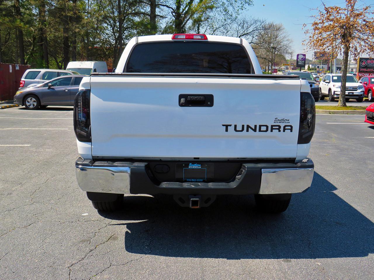 Toyota Tundra 4WD Truck CrewMax 5.7L FFV V8 6-Spd AT LTD (Natl) 2015
