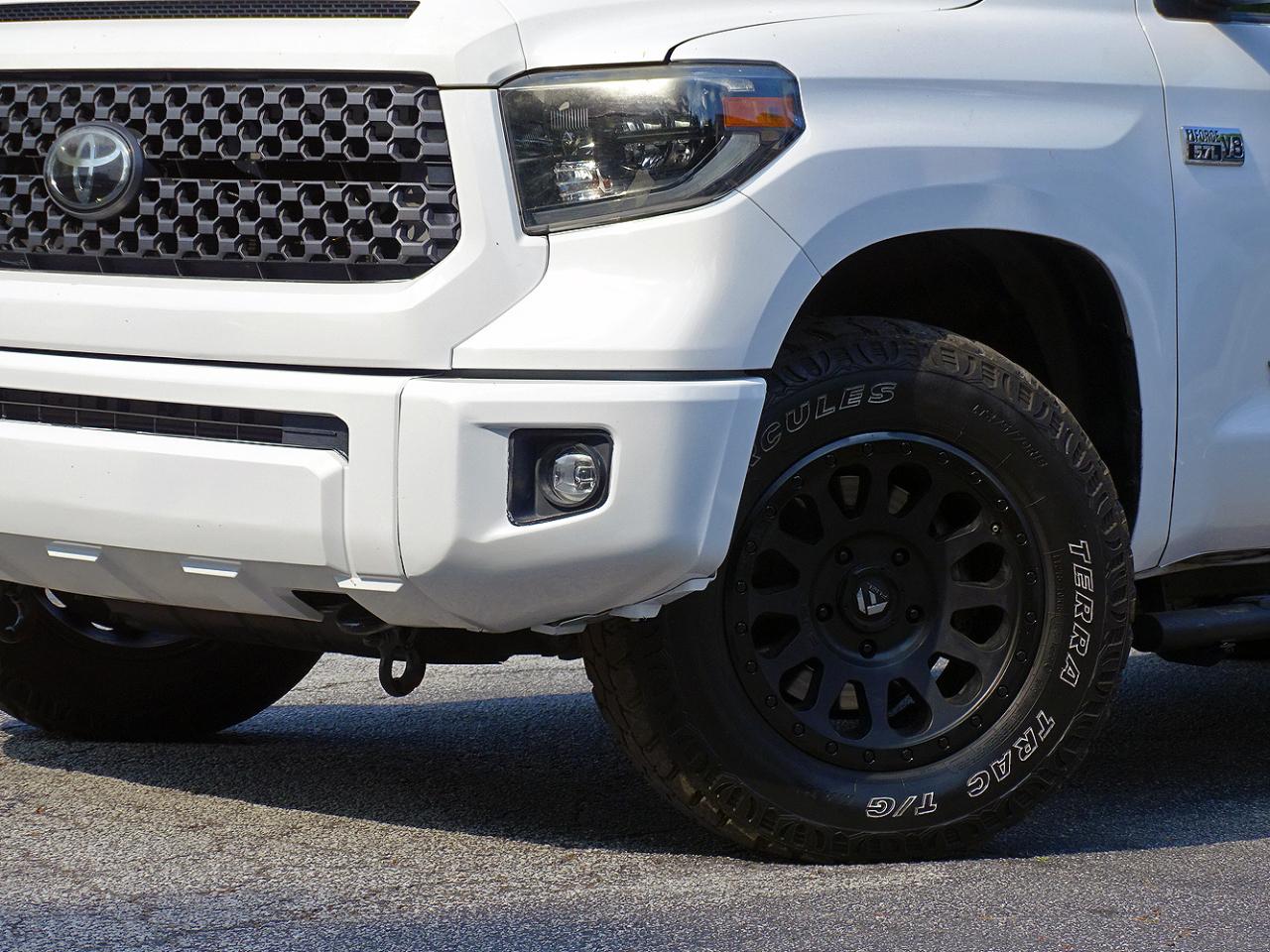 Toyota Tundra 4WD SR5 CrewMax 5.5' Bed 3.5L (Natl) 2019