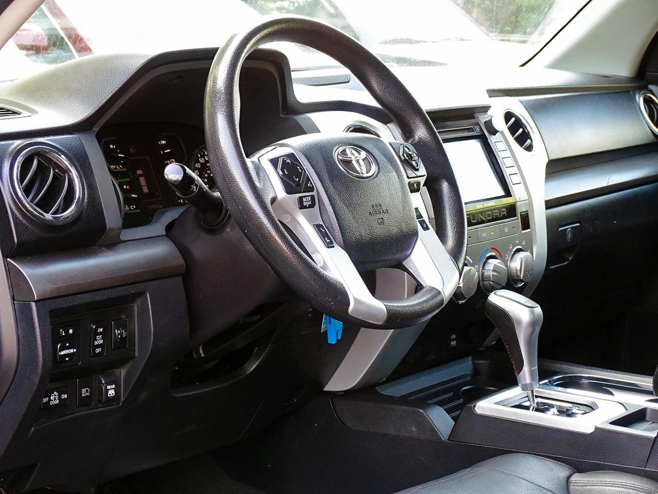 Toyota Tundra 4WD SR5 CrewMax 5.5' Bed 3.5L (Natl) 2019