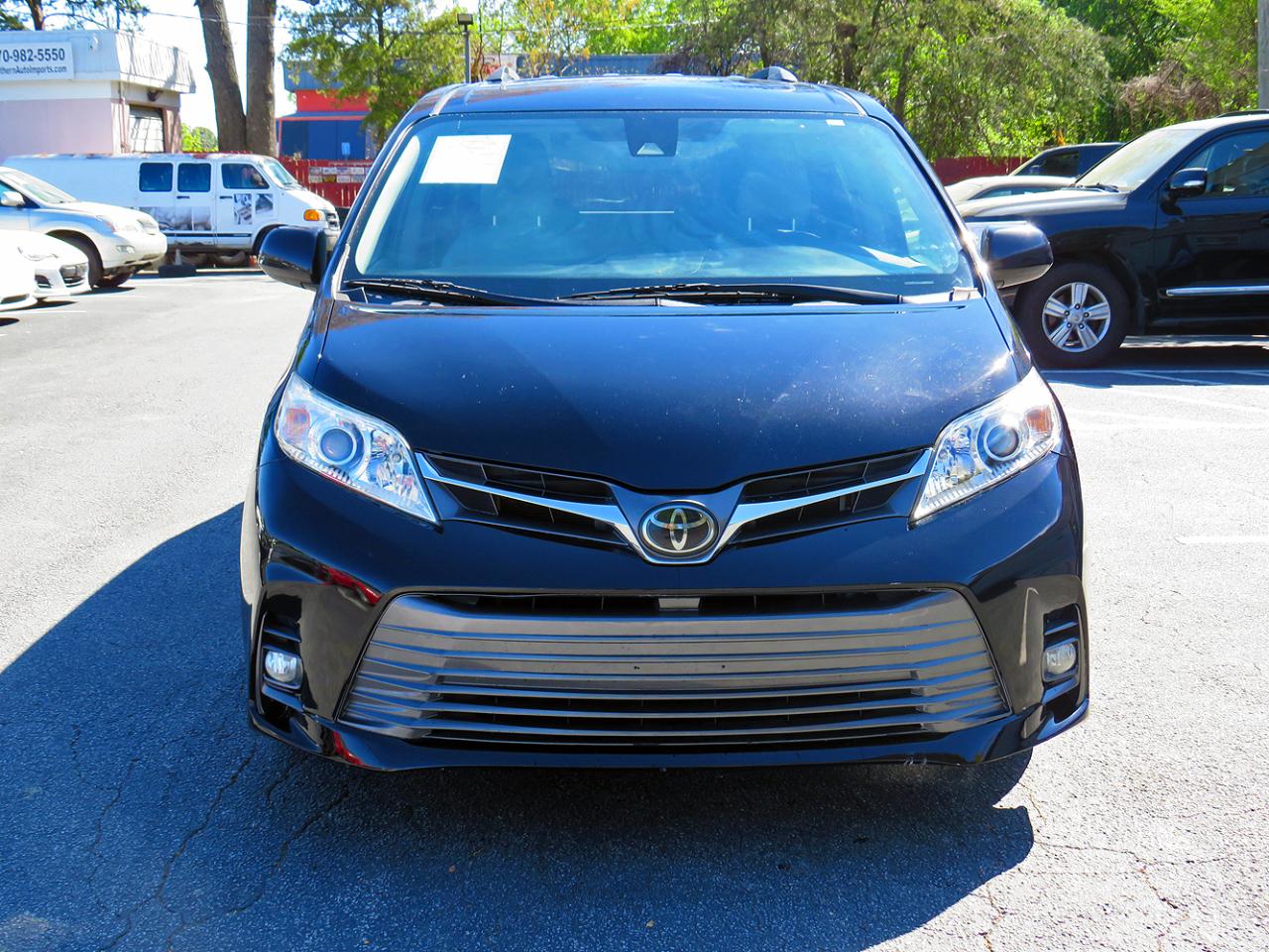 Toyota Sienna XLE Auto Access Seat FWD 7-Passenger (Natl) 2019