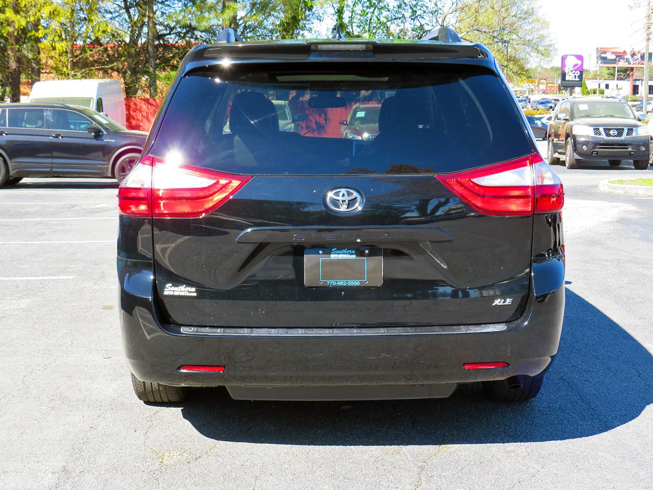 Toyota Sienna XLE Auto Access Seat FWD 7-Passenger (Natl) 2019
