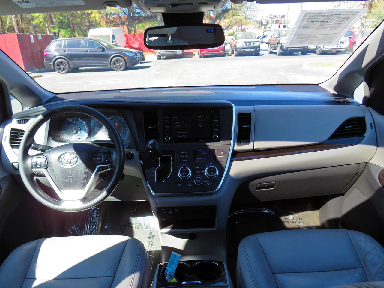 Toyota Sienna XLE Auto Access Seat FWD 7-Passenger (Natl) 2019