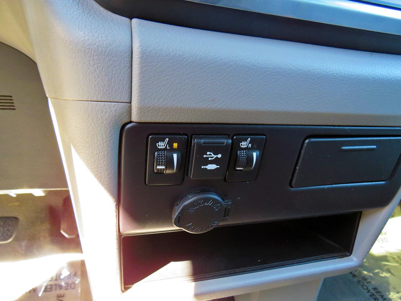 Toyota Sienna XLE Auto Access Seat FWD 7-Passenger (Natl) 2019